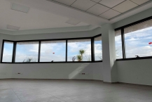 Bureau open space de 262,2 m² au lac 2