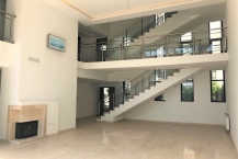 Vente Villa (Triplex)  luxueux à la Soukra